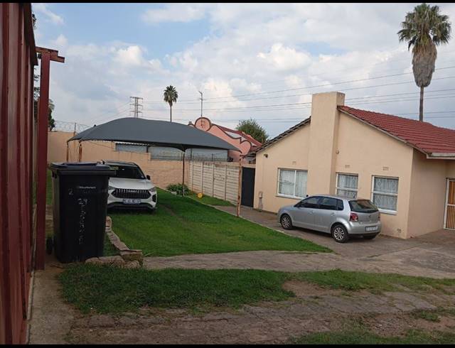 3 BEDROOM FREESTANDING FOR SALE IN BIRCHLEIGH